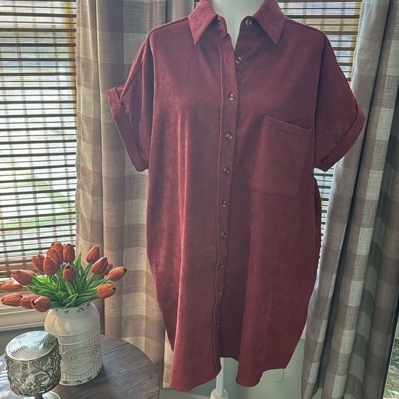 entro Dresses & Skirts - Entro Burgundy Ribbed Button Down Mini Dress Sz.L